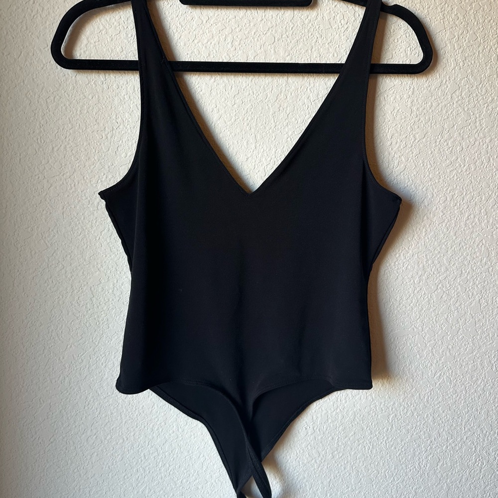 Leith Black V-Neck Bodysuit